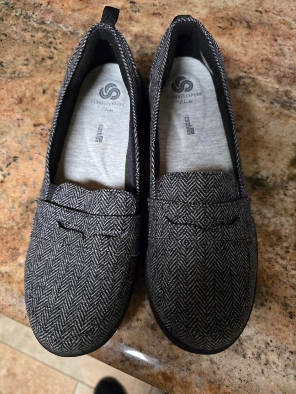 Cloudsteppers by Clarke Shoes - Ladies Size 9 - New w/o Tags